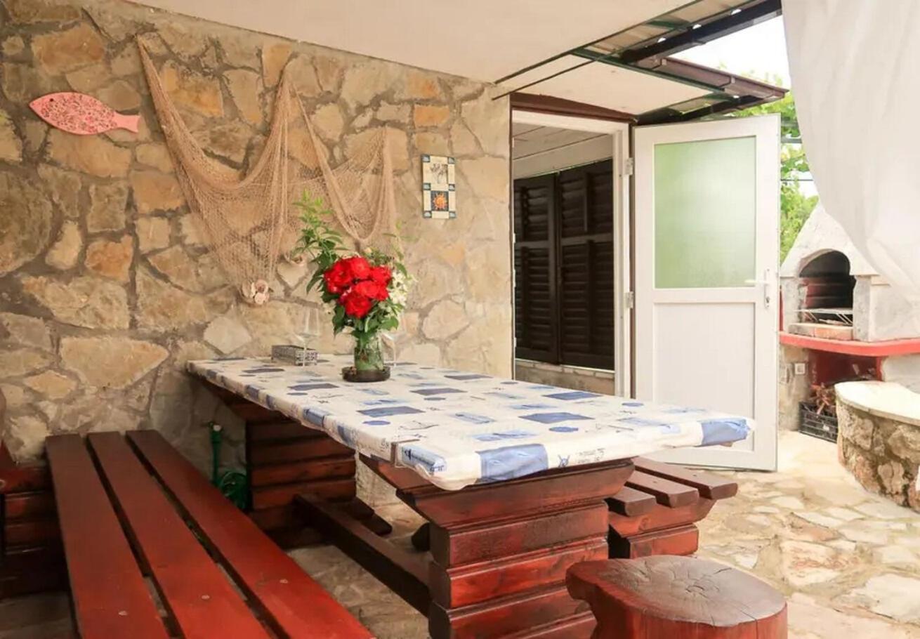 Holiday Home Ana- With Pool คอร์นิช ภายนอก รูปภาพ